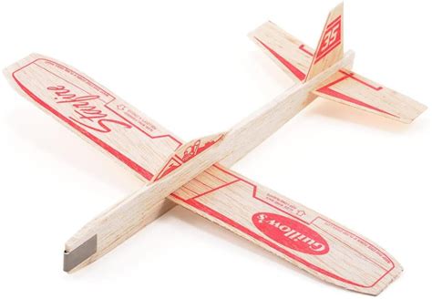 Balsa wood plane/glider : nostalgia