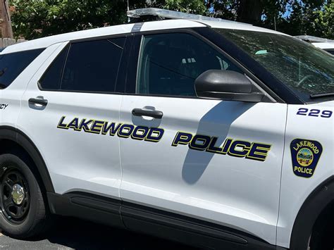 Lakewood police officer injured after weaving vehicle crashes into ...