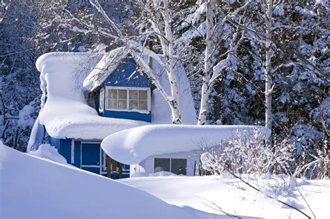 Winter Storm Damage—3 Ways to Avoid It - Advance Restoration