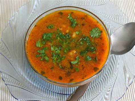 बिरयानी का मज़ा बढ़ाएं, साथ में बनाए ये स्वादिष्ट शोरबा Shorba Recipe