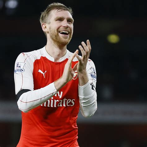 Per Mertesacker Injury: Updates on Arsenal Defender's Knee and Return | News, Scores, Highlights ...