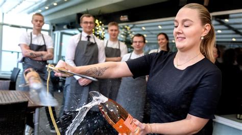 Champagnen fik kappet halsen: Hotel bød på helt særlig middag | Nordjyske.dk