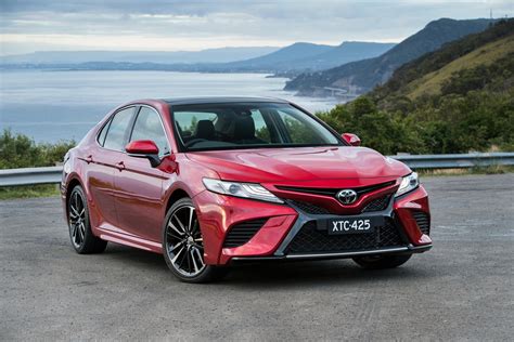 2018 Toyota Camry pricing and specs - Photos