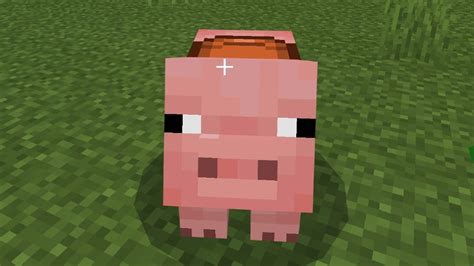 How to tame a Minecraft pig | PC Gamer