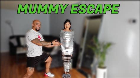 MUMMY DUCT TAPE ESCAPE CHALLENGE! *hilarious* - YouTube