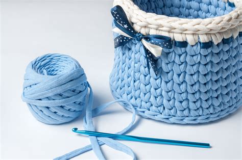 These free crochet basket patterns use different techniques, stitches ...