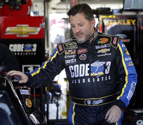 NASCAR driver Tony Stewart will not face charges in deadly crash - cleveland.com