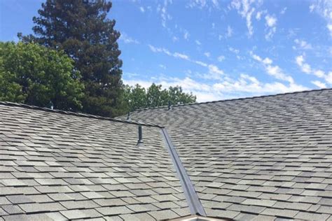 Open vs. Closed Roof Valley: Which Should You Choose?