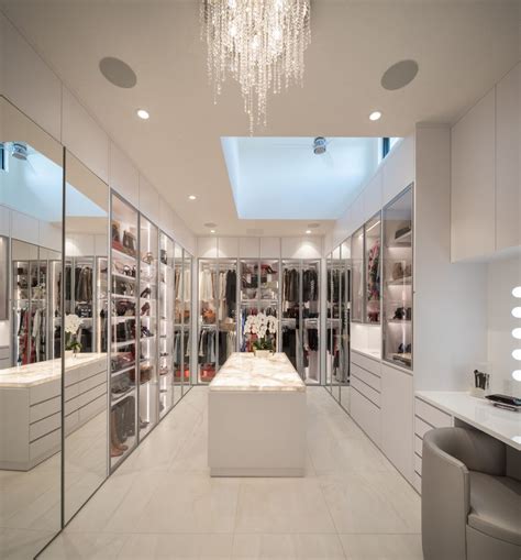 Luxury Closets to Live In...All Day - eggersmann