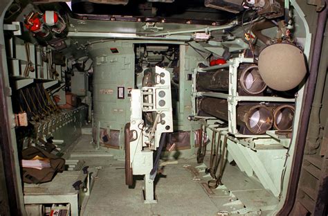 Bradley Fighting Vehicle Interior Pictures | Brokeasshome.com