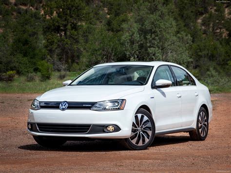 Volkswagen Jetta Hybrid (2013)