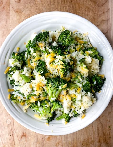 Cheesy Broccoli Rice - The Savvy Spoon