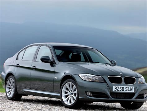 BMW 3 Series Sedan (E90) Photos and Specs. Photo: BMW 3 Series Sedan (E90) review and 25 perfect ...