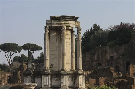 Temple of Vesta and House of Vestal Virgins: History, Information