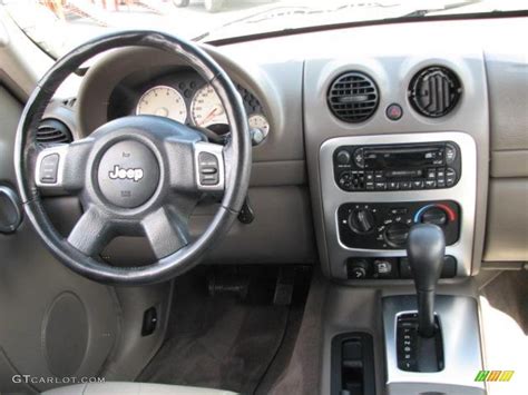 2002 Jeep Liberty Limited Taupe Dashboard Photo #46928426 | GTCarLot.com