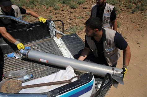 Hamas Elements Collect Remnants of Tamir Interceptor Missile