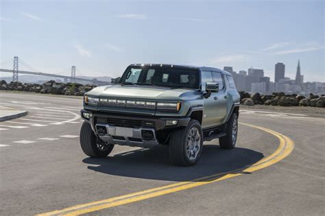 2025 GMC Hummer EV: Amazing Electric Truck - Car Geeks