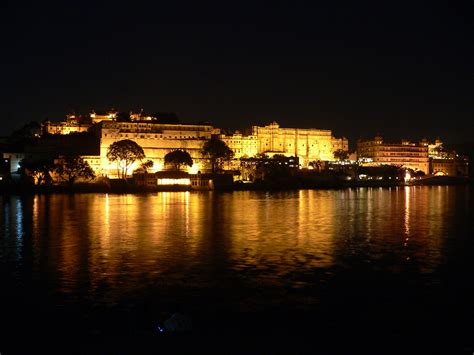 loveisspeed.......: Palace of Udaipur - India..