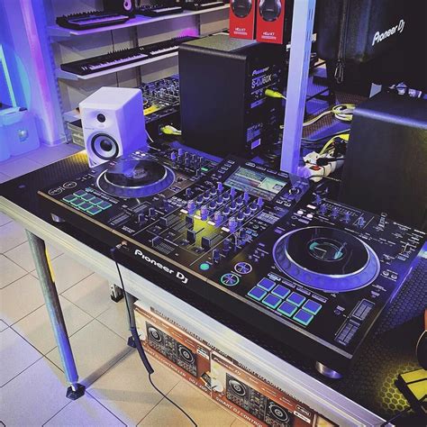 Pin by Kenneth B. Alman on Pioneer Dj️ Female Dj | Dj setup, Dj room, Pioneer dj