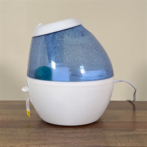 VICKS HUMIDIFIER