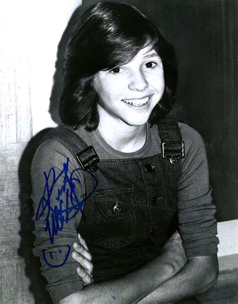 The Love Boat Actress Kristy McNichol Signed 8x10 Photo - Memorabilia For Less