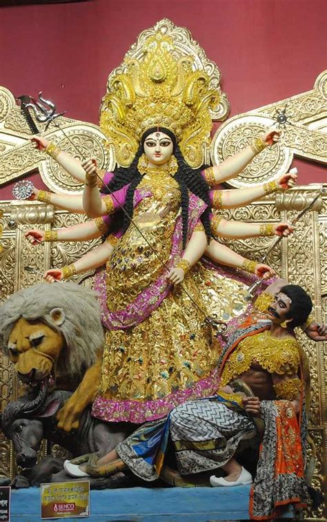 10 Grandest Pandals of Durga Puja in Kolkata