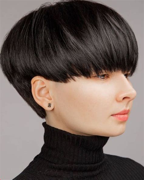 The Best Bowl Cut Hairstyle Ideas for 2024 - HairstyleOnPoint