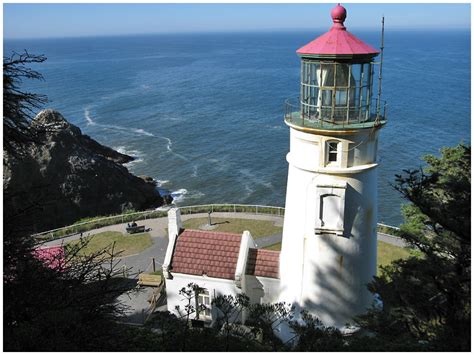 The 11 Beautiful Lighthouses in Oregon
