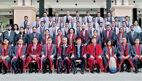 AIA and Wayamba University congratulate 1st batch of Diploma in Personal Financial Management ...