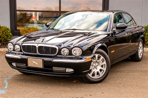 2,900-Mile 2004 Jaguar XJ8 for sale on BaT Auctions - sold for $40,750 on December 8, 2022 (Lot ...