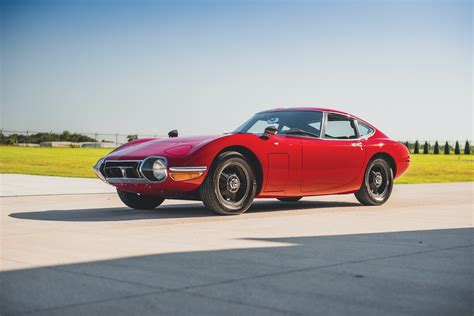 The Beautiful Toyota 2000GT - The First Million Dollar Japanese Sports Car