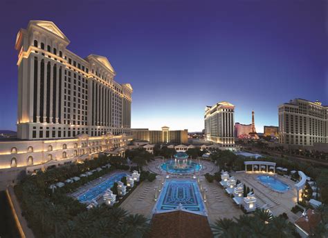Caesars Palace Pools Review, Las Vegas – All You Need To Know About The ...