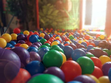 10 Best Ball Pits For Your Toddler (Reviews) In 2021