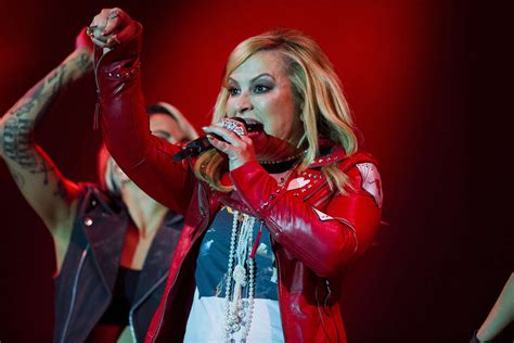 Anastacia: Ultimate Collection Tour in Padua -19 | GotCeleb