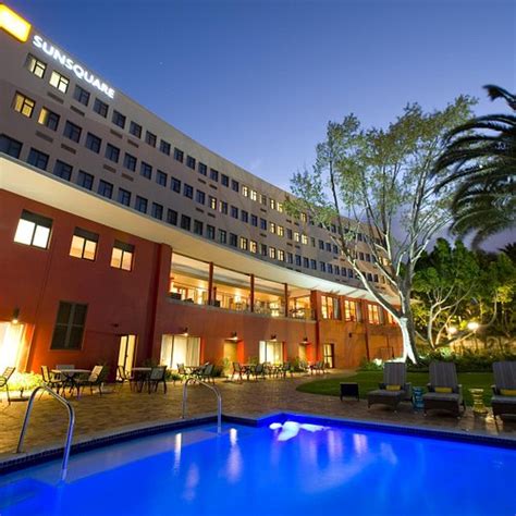 SUNSQUARE CAPE TOWN GARDENS $69 ($̶7̶7̶) - Updated 2022 Prices & Hotel ...