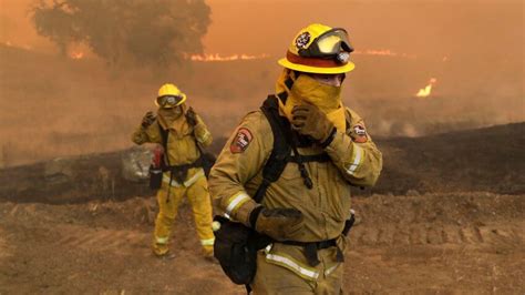 The Sad Number Firefighters Earn to Battle Billion-Dollar Blazes | GOBankingRates