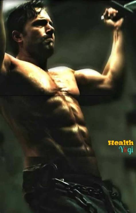 Ben Affleck Batman Workout Routine And Diet Plan 2020 - Health Yogi | Ben affleck batman workout ...