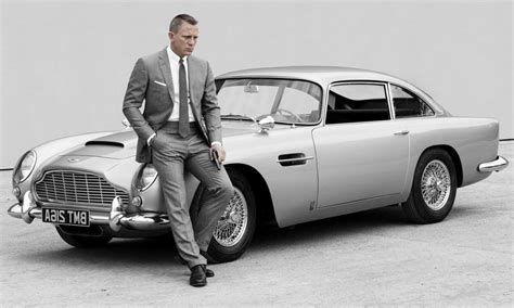 La mythique voiture de James Bond bientôt disponible à la vente - Détours