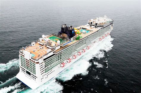 Last Minute Cruise Deals: Cross the Atlantic on Norwegian Epic From Just $499!