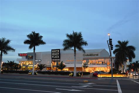File:South Coast Plaza (2013) 31.JPG