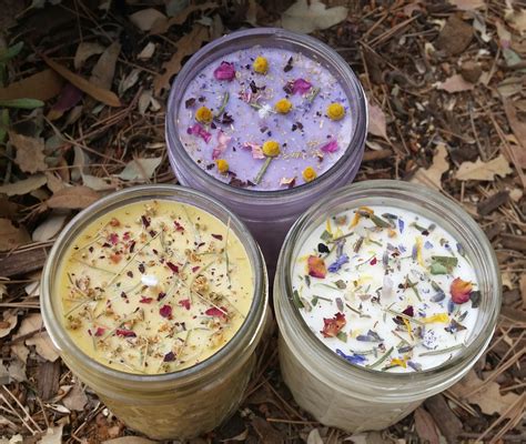 All Natural Aromatherapy Candle with Organic Herbs & Flowers