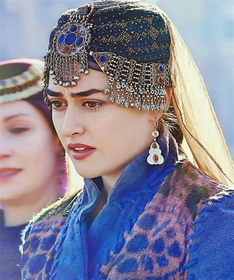 Here's The Face Behind Voice Of Halime Sultan From Ertugrul | Reviewit.pk