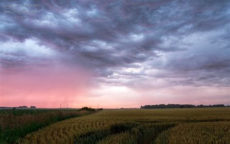 Storm Clouds | Dramatic weather - a summer evening spent cha… | Flickr