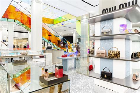 Saks Fifth Avenue Flagship Unveils New Handbag Emporium