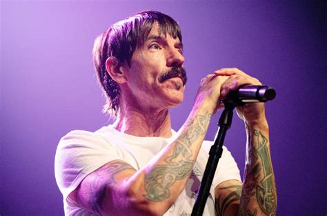 Red Hot Chili Peppers Frontman Anthony Kiedis’ Memoir Optioned by ...