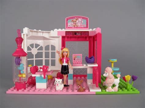 Mega Bloks Barbie's "Pet Shop" vs. Lego Friends' "Heartlake Pet Salon"...a Comparison Review ...