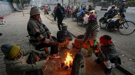 Temperature drops to 1.8 degrees at Aya Nagar, Delhi battles cold wave ...