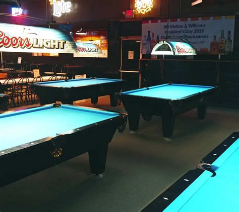 Why the Pool Hall is a Good Place for a First Date | Supreme Billiards