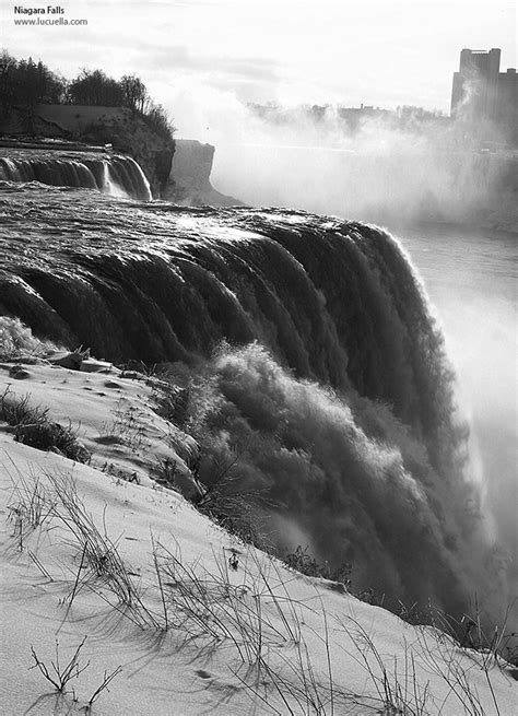 Niagara Falls in Winter | Photographer DC Reston