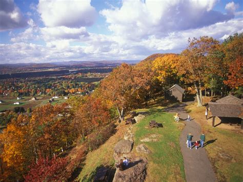 Mt. Sugarloaf Offers Sweet Hiking In South Deerfield, Mass. - The Cheap ...